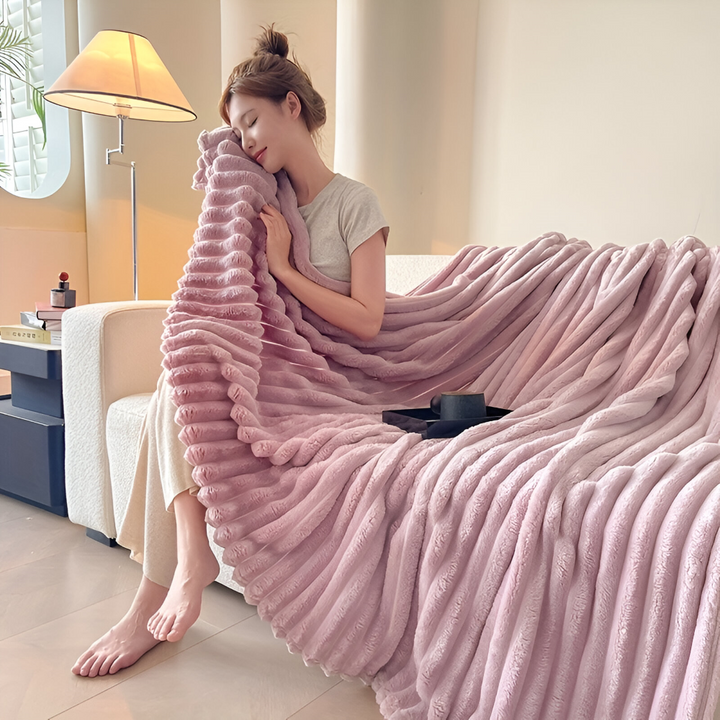 Soft Fleece Throw Blanket – Modern Striped Polyester Sofa and Bed Throw for Living Room and Bedroom