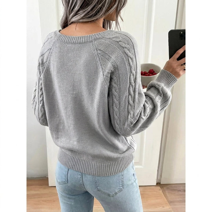 Eilidh | Women's Cable Knit Crew Neck Jumper