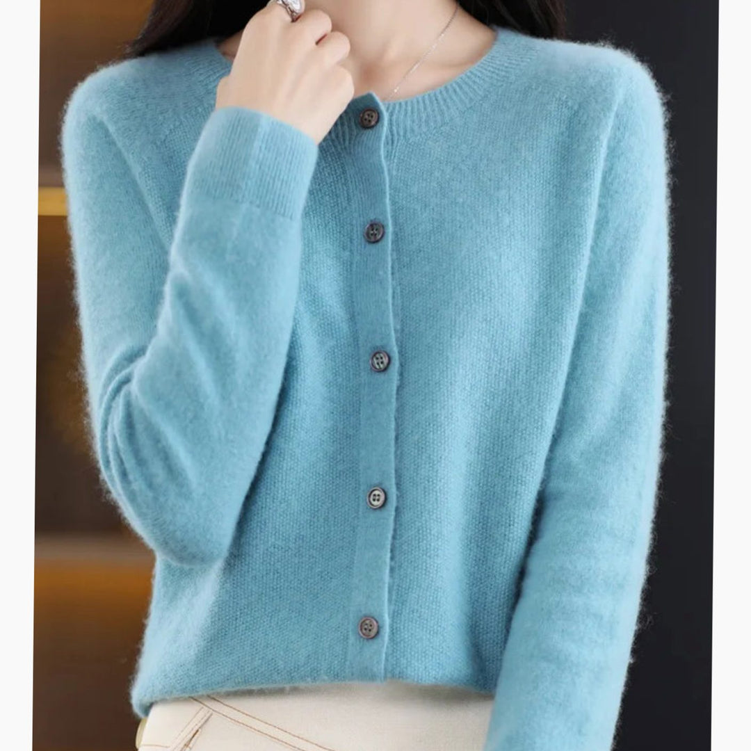 Evelisse | Women's Relaxed Fit V-Neck Button-Up Knit Cardigan