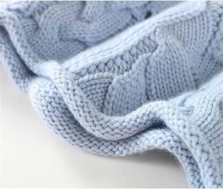 Isadora | Women's Relaxed Cable Knit Roll Neck Jumper