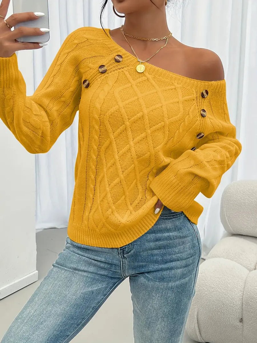 Eilidh | Women's Cable Knit Crew Neck Jumper