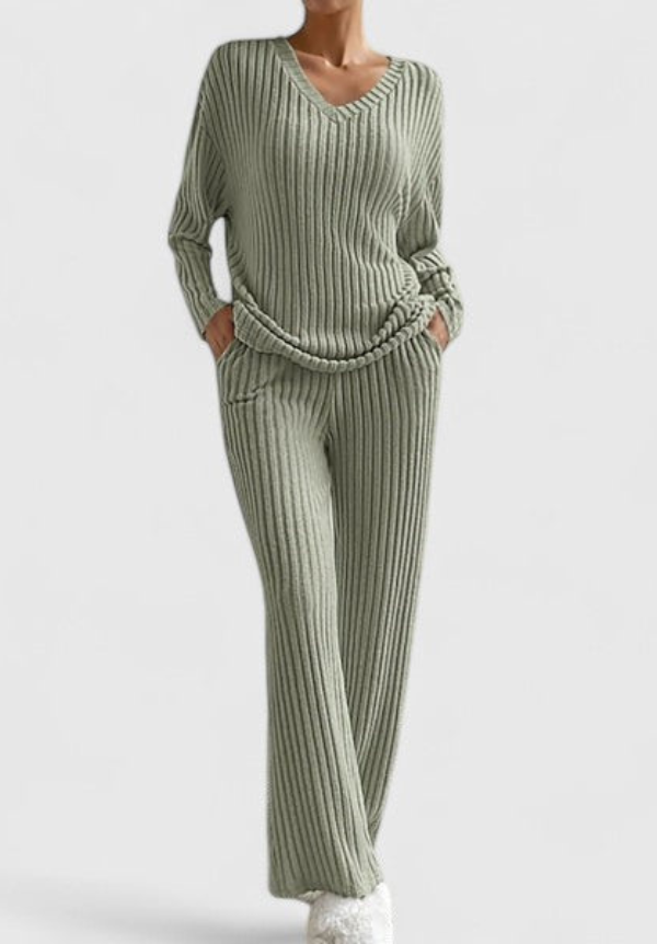 Oona | Women's Ribbed Knit V-Neck Top and Wide-Leg Loungewear Set